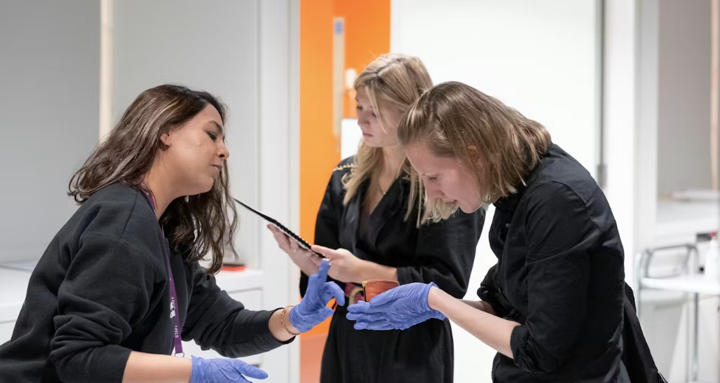 Handle with Care: Conversations Through Objects @ Wellcome Collection, London